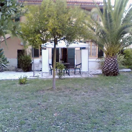 Giardino Agritourist 3*