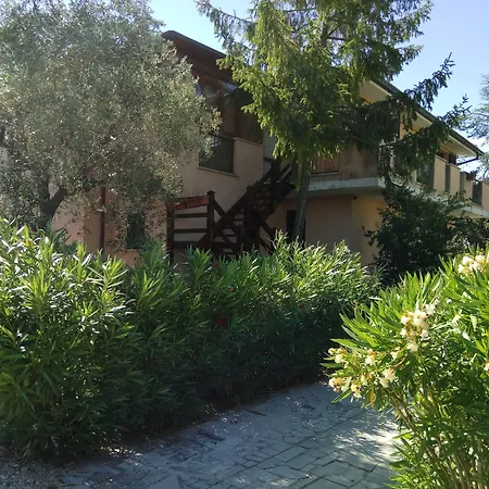 Giardino Agritourist 3*