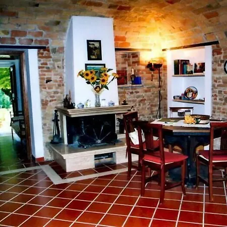 Bed & Breakfast Giardino Agritourist