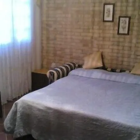 Giardino Agritourist Nocleg ze śniadaniem 3*