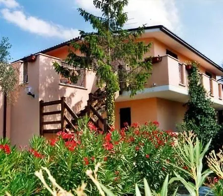 Giardino Agritourist Nocleg ze śniadaniem