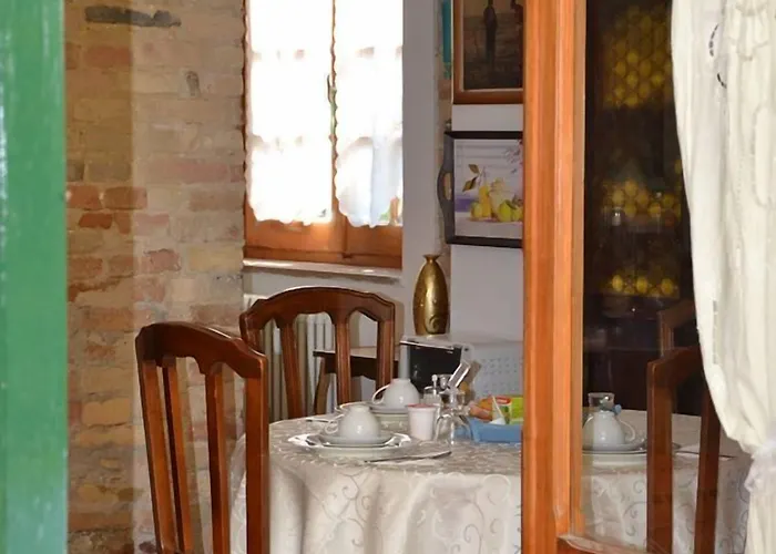 Giardino Agritourist Bed & Breakfast 3*