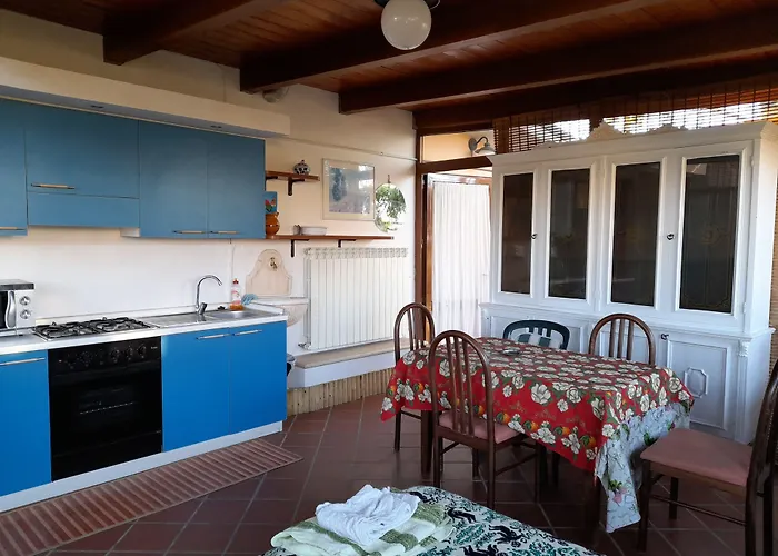 Giardino Agritourist Bed & Breakfast Controguerra